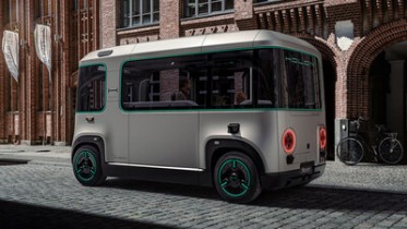 Debut of a Fully Autonomous People Mover