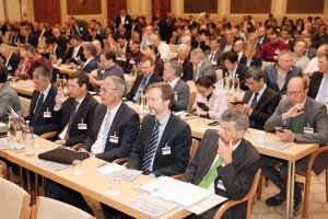 Fraunhofer ILT, Aachen, GermanyAndreas Steindl More than 600 participants can expect over 80 practically relevant and comprehensive lectures at the AKL20 in Aachen, organized by the Fraunhofer ILT Fraunhofer ILT, Aachen, GermanyAndreas Steindl More than 600 participants can expect over 80 practically relevant and comprehensive lectures at the AKL20 in Aachen, organized by the Fraunhofer ILT