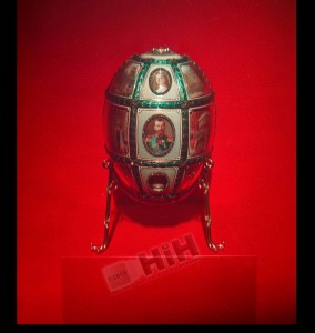 Faberg Egg OptoClone Courtesy of The Hellenic Institute of Holography, Greece Faberg Egg OptoClone Courtesy of The Hellenic Institute of Holography, Greece