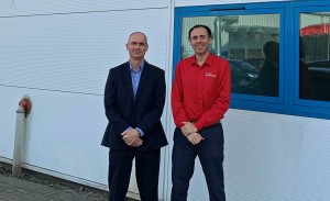 PowerPhotonic CEO Roy McBride with Jose Pozo PowerPhotonic CEO Roy McBride with Jose Pozo