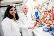 Promising Fabrication Process for Ultra-thin Transparent Silver Films Anjana Devi and Nils Boysen in the lab in Bochum